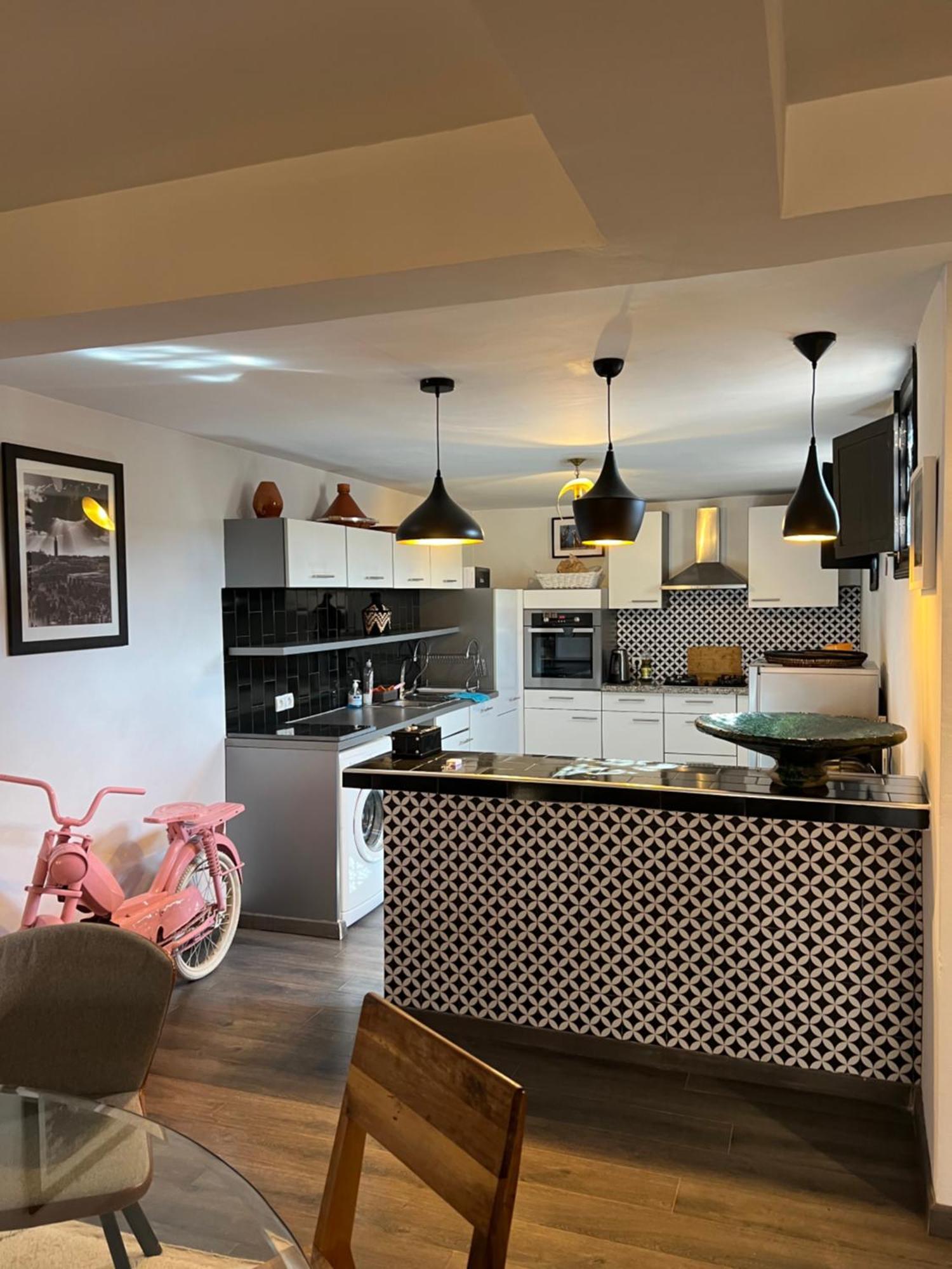 "Le 21", Exclusive Luxury Duplex 400M From Jemaa El Fna Place -Hammam-Jacuzzi-Koutoubia View-Roof Terrace -Speed Wifi Marrakesh Exterior photo